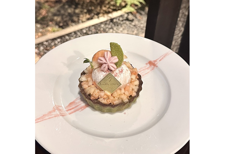 季節のタルト、ケーキ