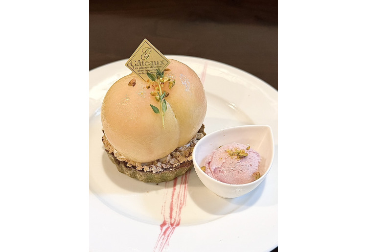 季節のタルト、ケーキ
